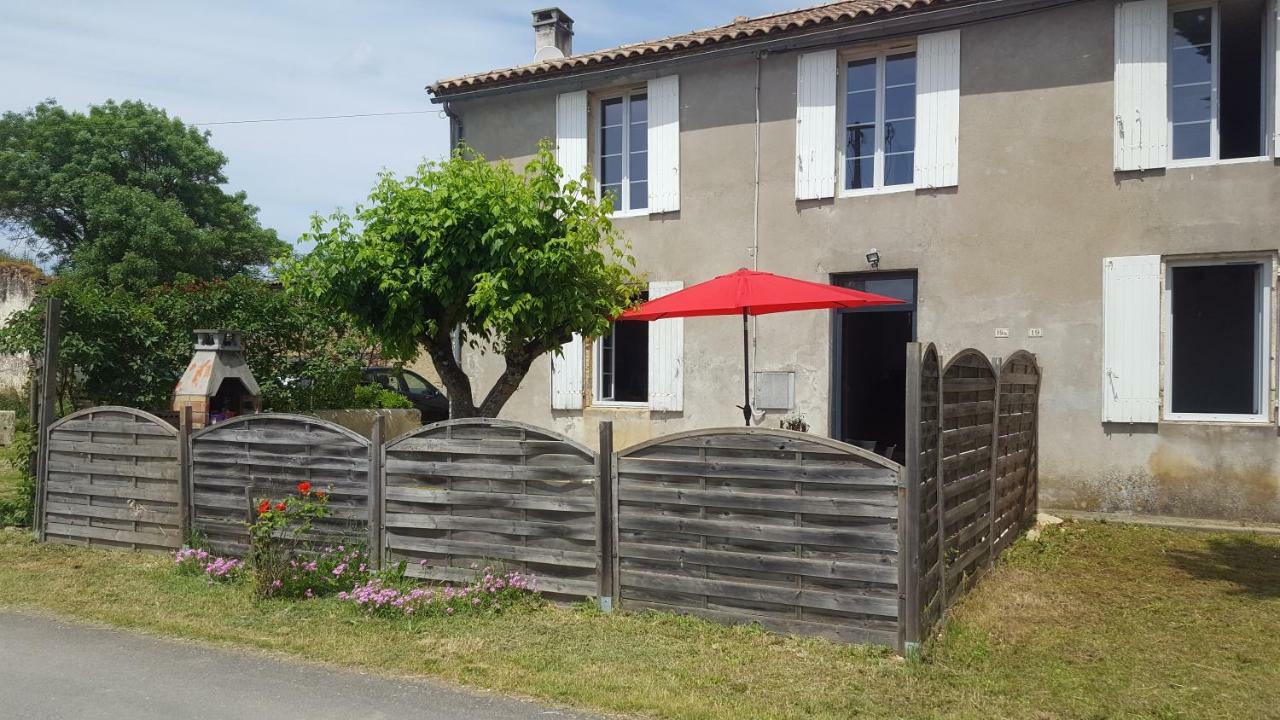 Domaine De La Belle Lurette Villa Saint-Pierre-d'Aurillac Exterior foto